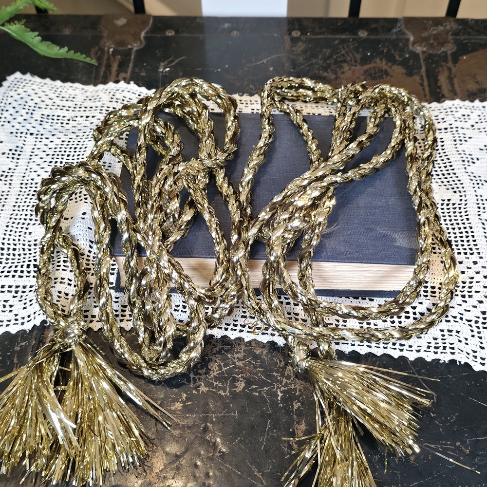 Vintage Gold Braided Tinsel Garland Rope Style w/ Tassels Retro Christmas Decor